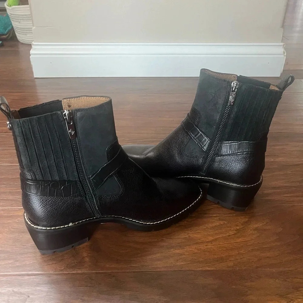 Donald Pliner Mai harness booties-NWOT Size 8.5 - Picture 5 of 10